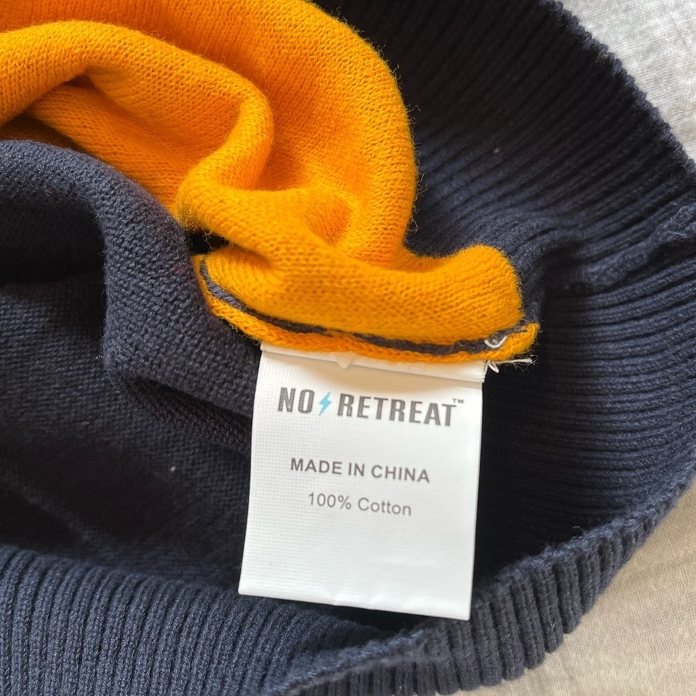 No Retreat Boys Pullover Sweater XL (18-20) - Navy Blue With Yellow/Orange Tiger - Picture 8 of 8